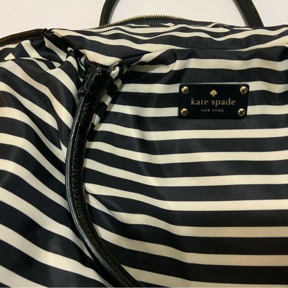 Kate Spade New York Women's Classic Nylon Stevie Striped Diaper Bag Size Large - Picture 14 of 16